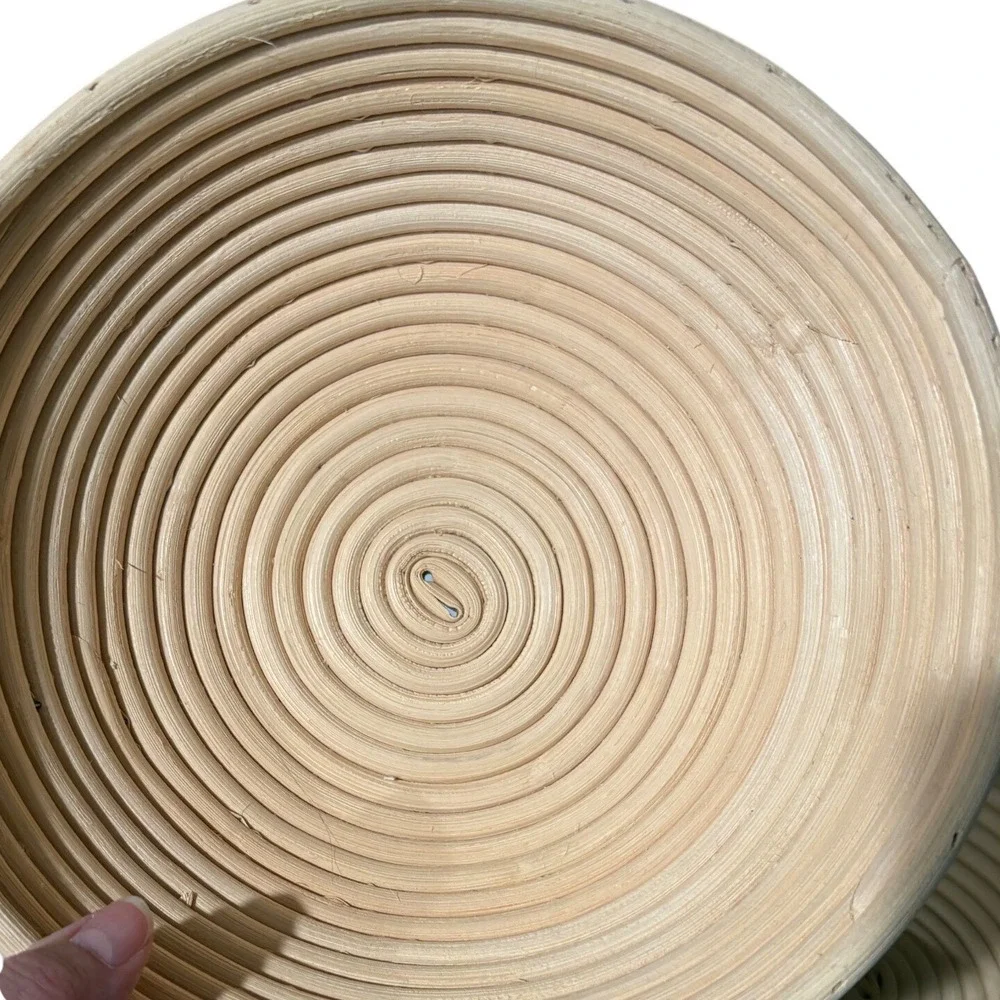 Set of 2 Round Rattan Bread Proofing Banneton‎ Baskets with Linen Liners Natural